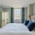 Elegant 1Bd Flat In The Heart Of Notting Hill!